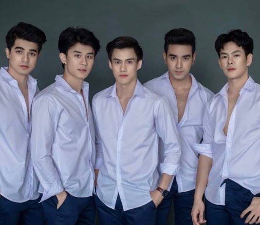 Nam sinh nhảy sexy cuốn hút đê mê