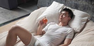 ‘Thằng bé’ quá nhỏ – Ác mộng kinh hoàng của người đồng tính