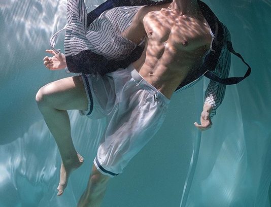 Đắng lòng trai gym 6 múi bị chê ‘chym nhỏ’