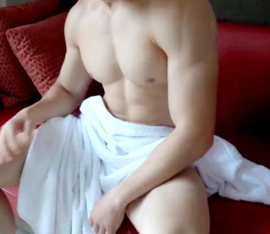 Hú hồn trai Việt kẹt đồ chơi tình dục trong vùng kín