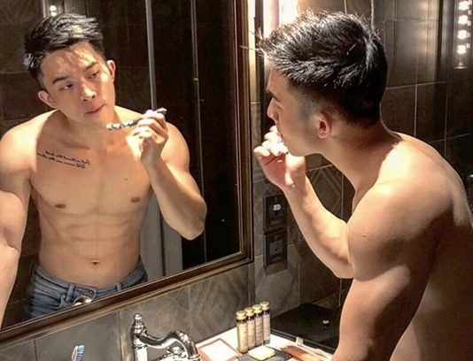 Muốn đẹp trai, tránh ngay cạo râu vào 3 thời điểm này