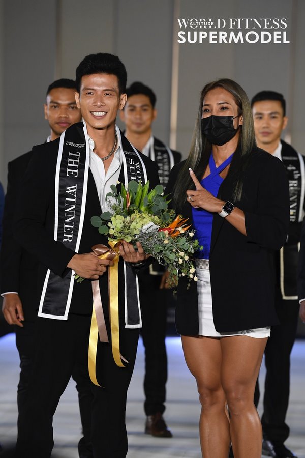 Trai gym Việt bất ngờ đăng quang World Fitness Supermodel 2022