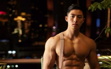 Trai đẹp Trung Quốc hoàn hảo khoe lông